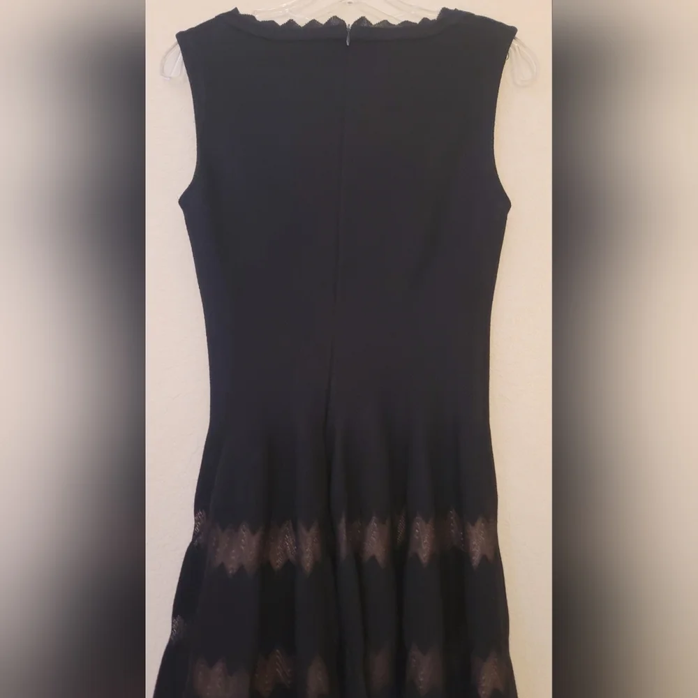 Alaia Black Scalloped Jaquard Fit And Flare Skater Dress Womens Size 42/US S - Picture 10 of 16